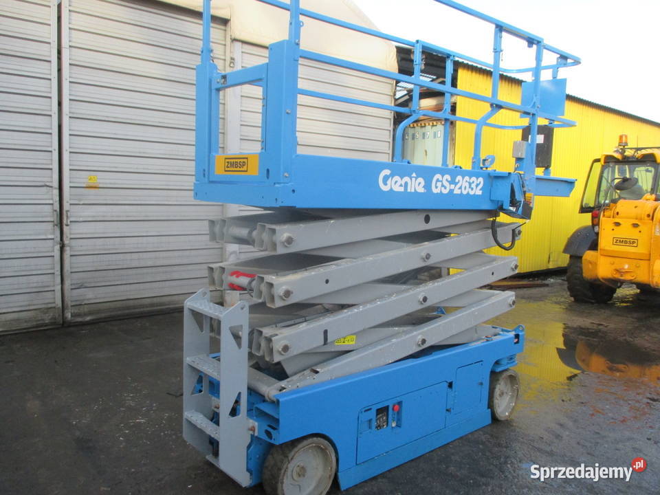 Podnośnik nożycowy podest ruchomy 12 m Genie