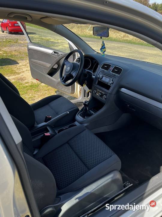 Volkswagen Golf 6 14 MPI 80 niskie spalanie stan światła przeciwmgielne Żory
