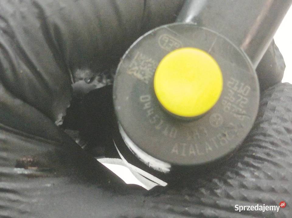 WTRYSKIWACZ 0445110183 13 CDTI Opel Corsa IV