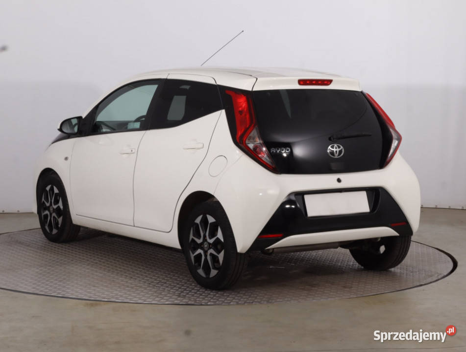 Toyota Aygo 10 VVTi nieuszkodzony mazowieckie sprzedam