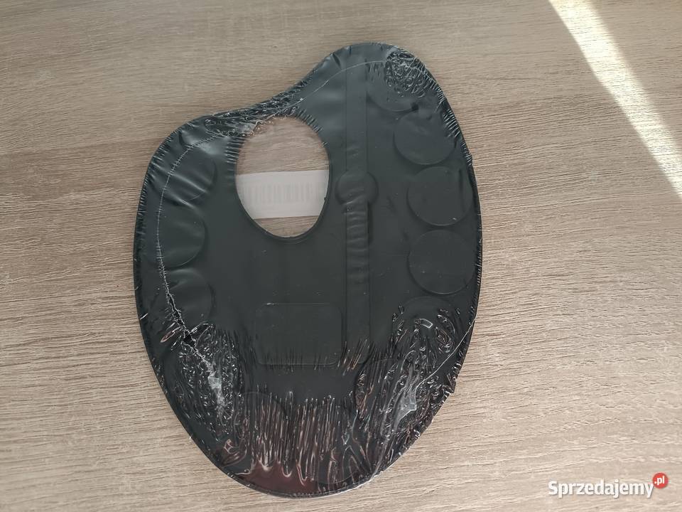 Paleta farb akwarelowych 12 kolorów z pędzelkiem Kwidzyn