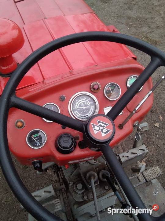 Massey Ferguson 158 Czółna