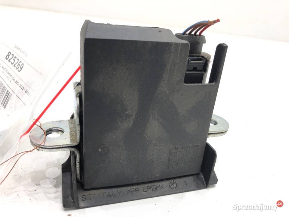 ZAMEK KLAPY TYŁ VW GOLF VII Hatchback 5G0827505A