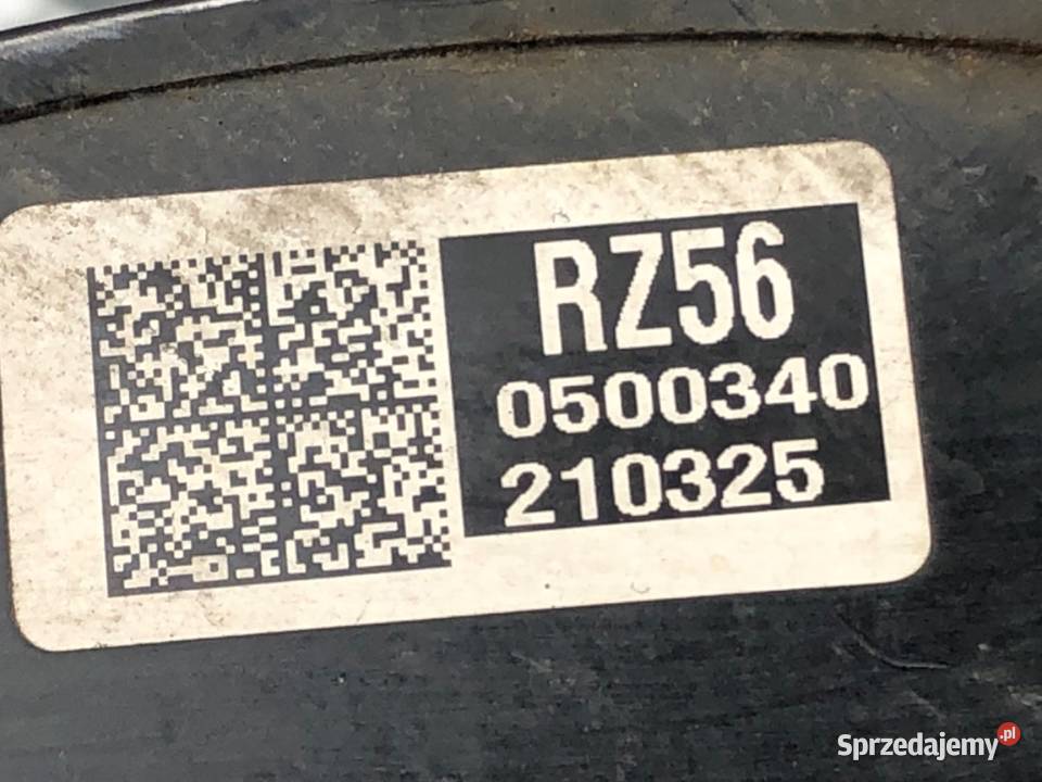 ZWROTNICA PRAWY PRZÓD KIA STONIC 10 101