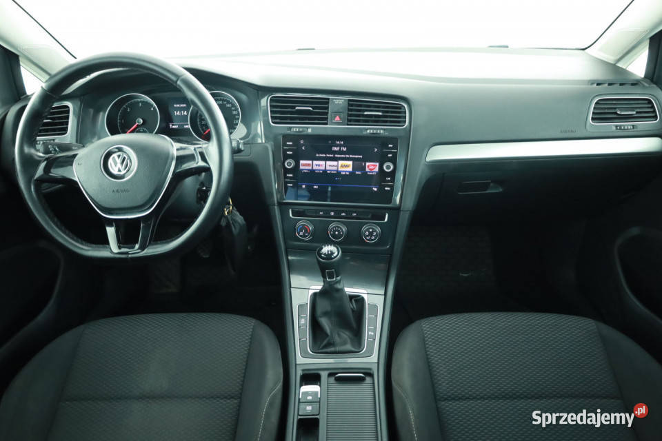 VW Golf 16 TDI relingi dachowe