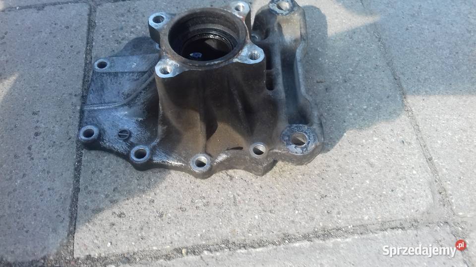 Mitsubishi Canter mocowanie skrzyni biegów 28 Rok produkcji 2008 wielkopolskie Słupca