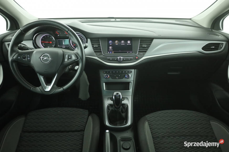 Opel Astra 12 Turbo Bielany Wrocławskie