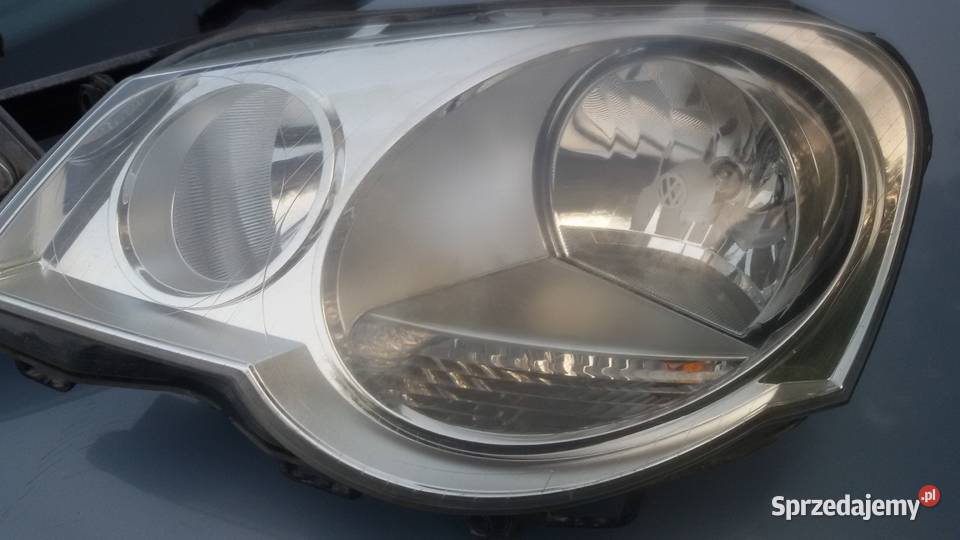 Lampy przednie Vw Polo 9 N HELLA