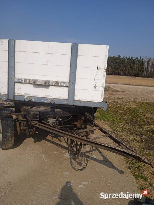 Sprzedam przyczepę do bel nieuszkodzony sprzedam