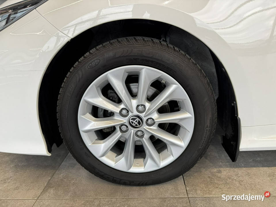 Toyota Corolla Comfort 15VVTI 125 automat 2022 r Myślenice