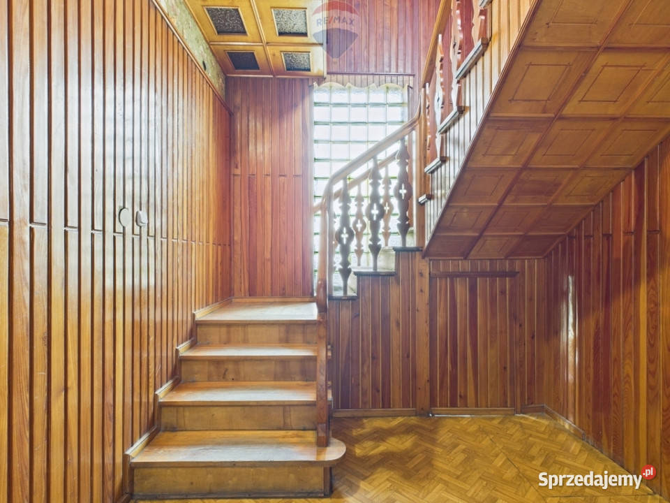 Zamieszkaj i zarabiaj dom z lokalami Liczba pokoi 6 Dzierzgoń