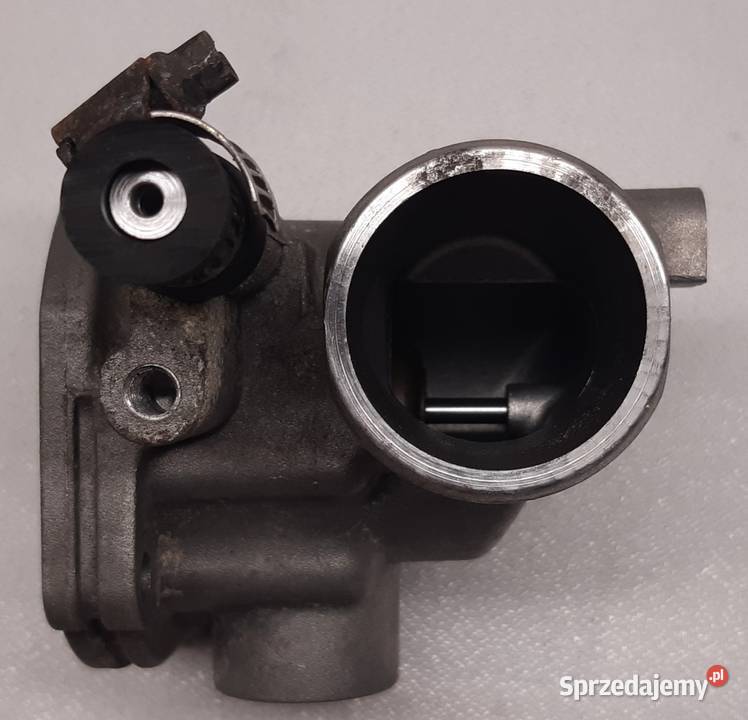 OBUDOWA TERMOSTATU TERMOSTAT MERCEDES W203 W211 Układ chłodzenia Mielęcin sprzedam