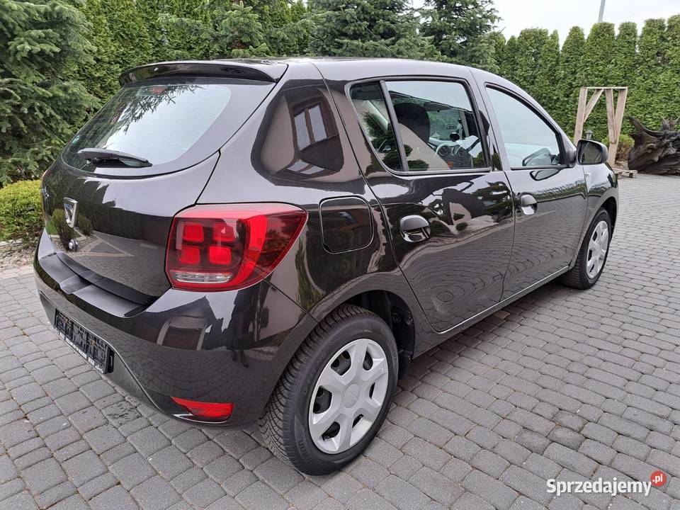 Dacia Sandero w super stanie światła LED