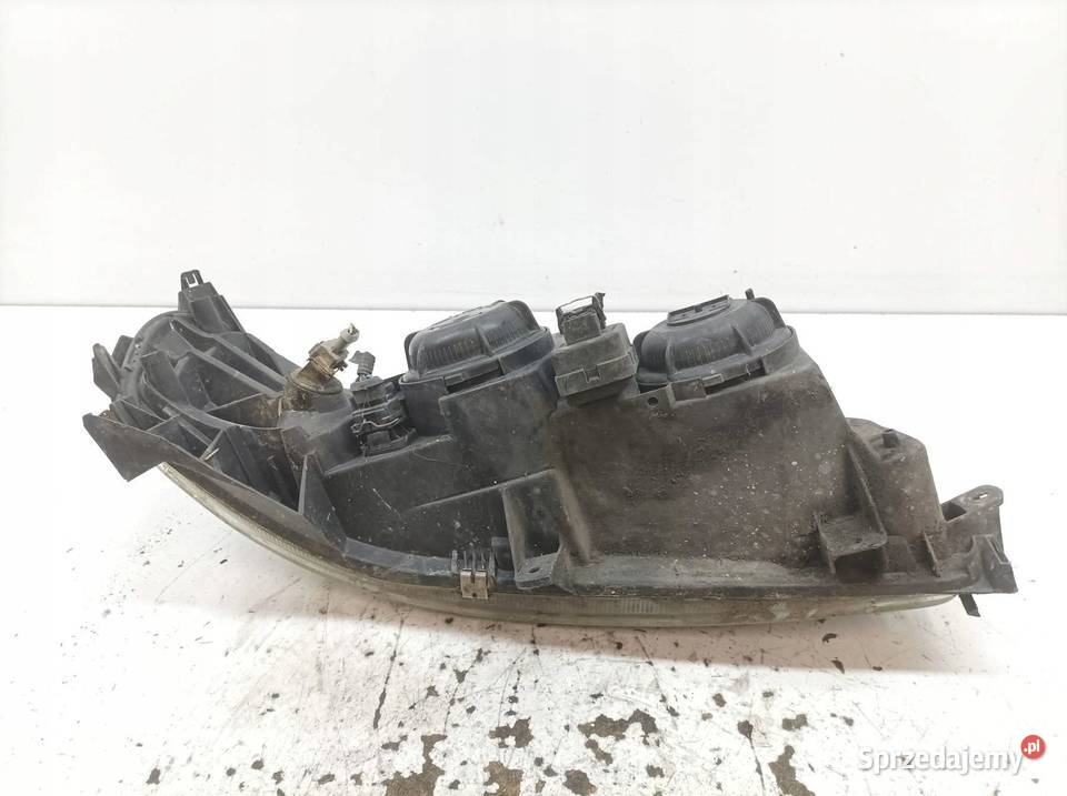 LAMPA PRZÓD LEWA 8620686 89004805 Volvo V70 II świętokrzyskie