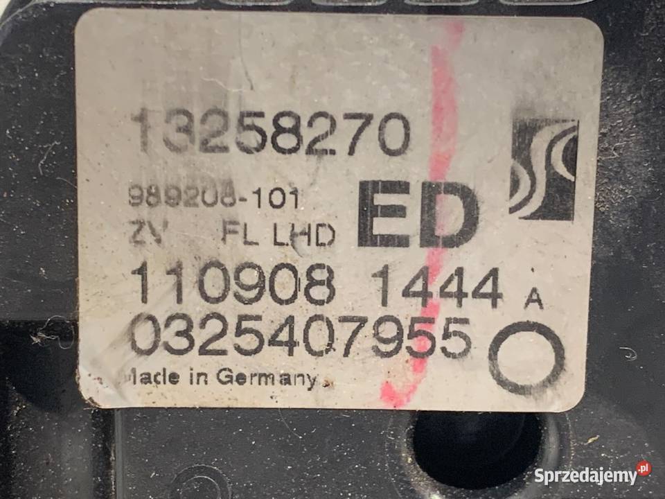 ZAMEK DRZWI LEWY PRZÓD OPEL CORSA D Hatchback