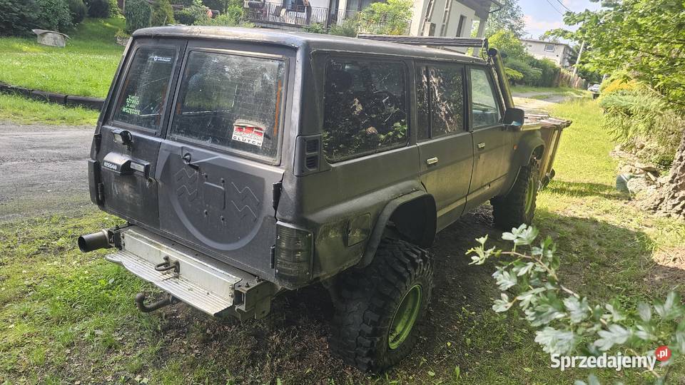 dwie sztuki Nissan Patrol Y60 swap OEM606 BMW Kalety