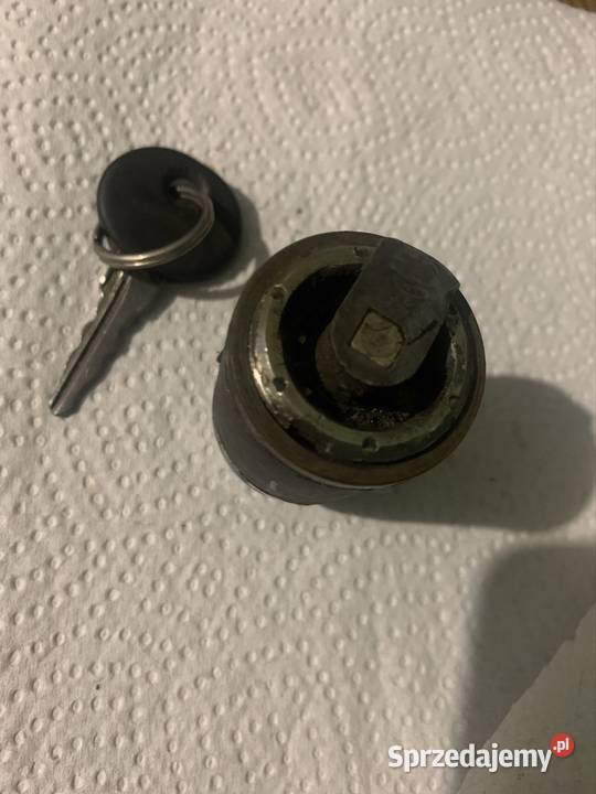 Zamek klapy bagażnika BMW e21 osobowe