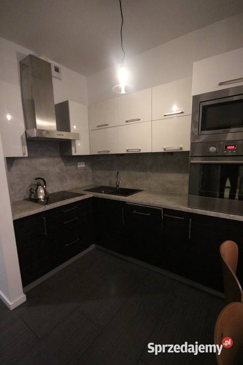 2pok 46met Szybkiej BALKON KOMÓRKA GARAŻ WINDA Wrocław sprzedam