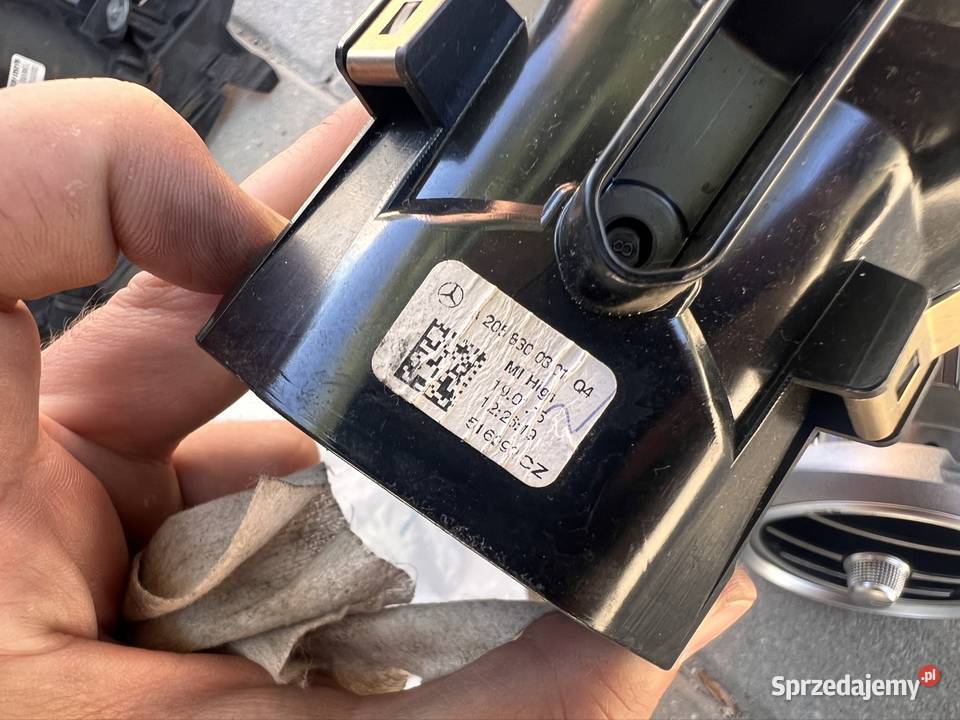 Kratka Nawiewu Mercedes CKlasa W205 GLC X253 Wyposażenie wnętrza