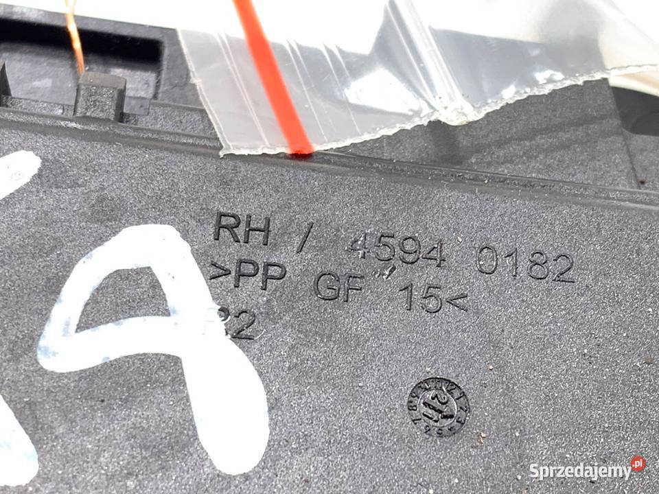 ZAMEK DRZWI PRAWY TYŁ AUDI Q3 II SUV 5TA839016N podkarpackie