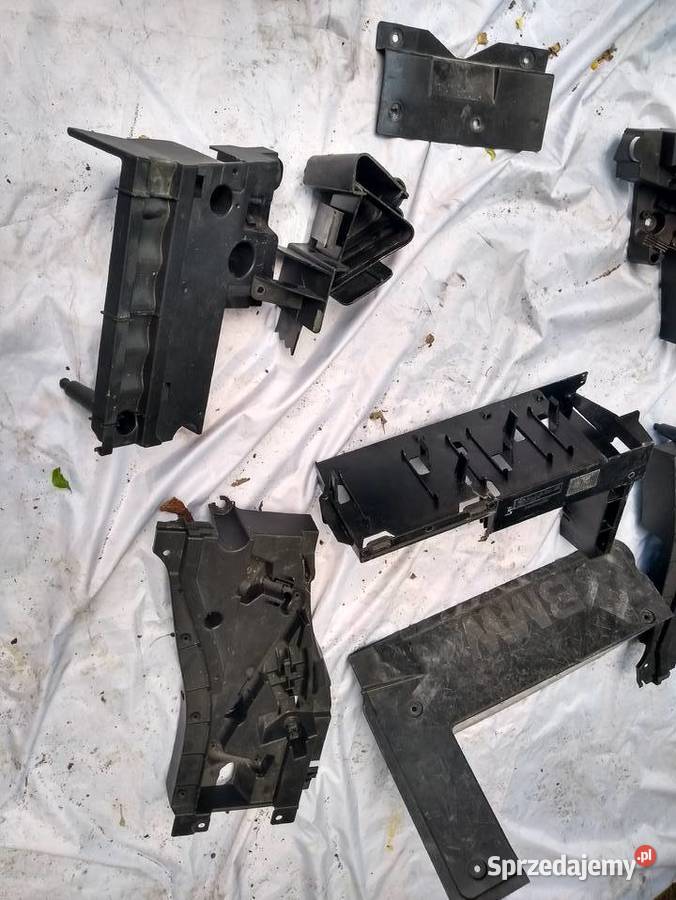 Plastiki bagażnika BMW X5 e 53 małopolskie Piwniczna-Zdrój