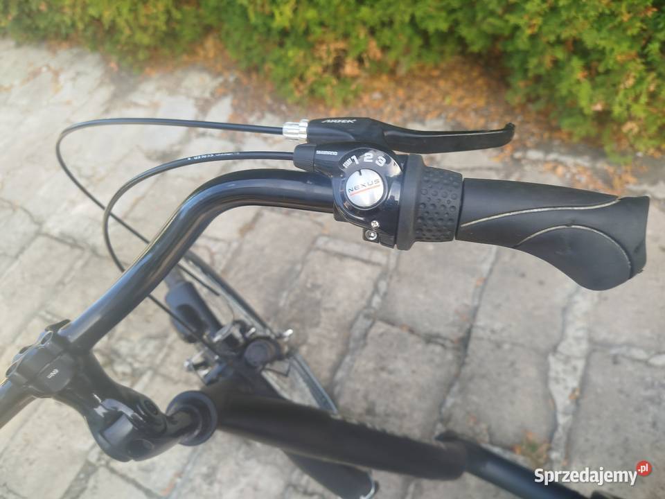 Rower damski Herkules na wzmocnionych kołach 28