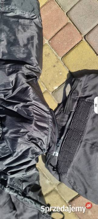 Kombinezon na motocykl firmy Cobra Trzebiatów