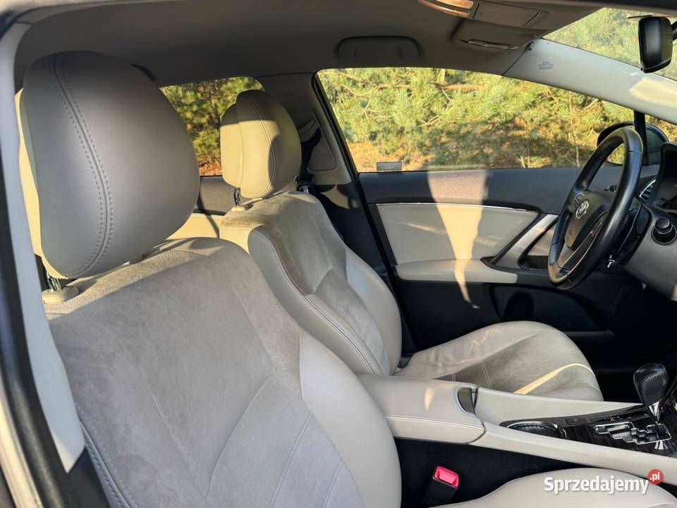 Toyota Avensis Premium MS Benzyna 18LPG Warszawa