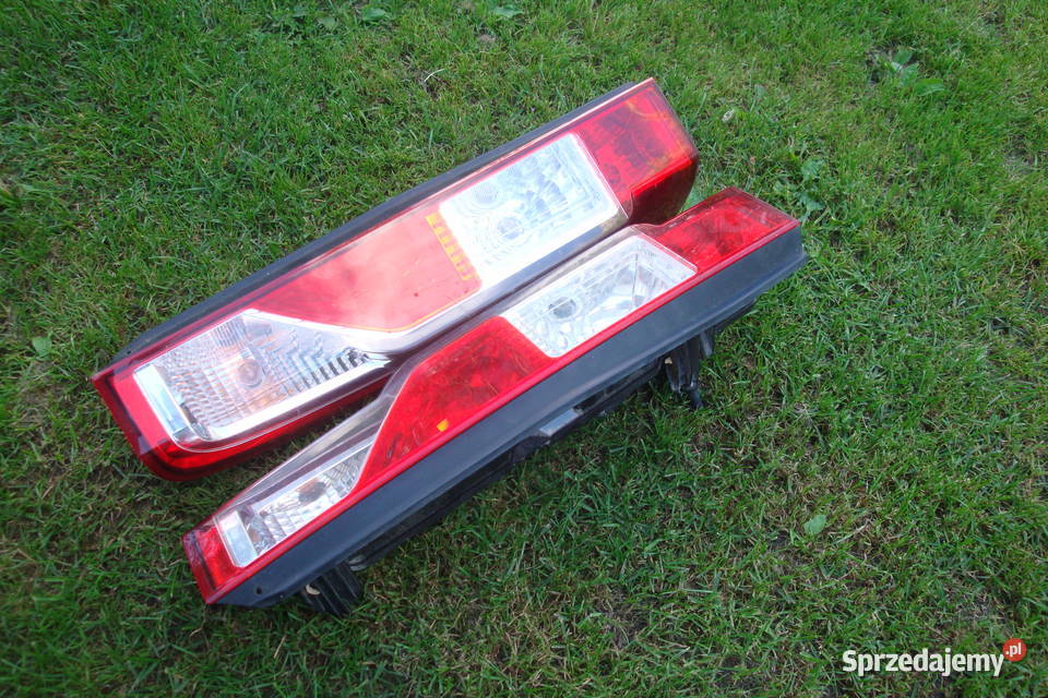 Lampy tylne Nissan NV400 komplet pomorskie