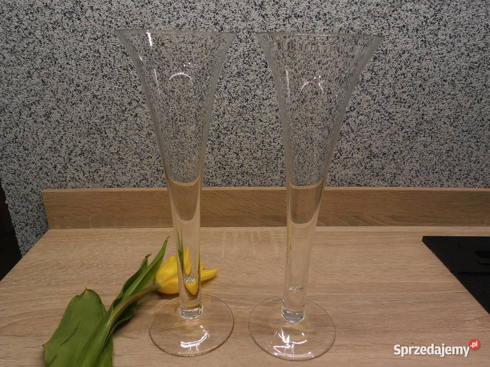 Szklane kieliszki do szampana 2 sprzedam