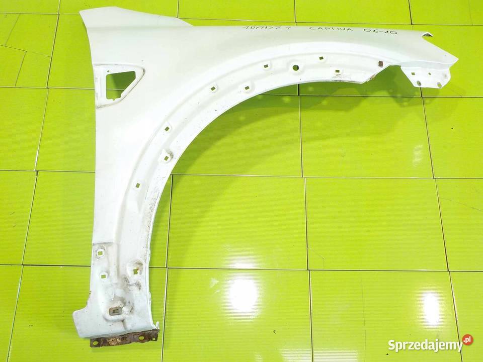 CHEVROLET CAPTIVA 10r blotnik prawy przod
