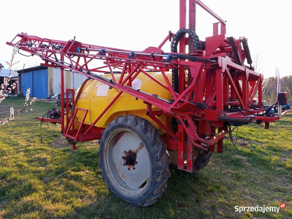 Opryskiwacz polowy Bury Pelikan 2000L nieuszkodzony Stopnica