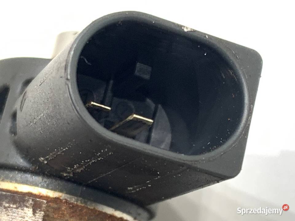 WTRYSKIWACZ VW PASSAT B7 03L130277Q 20 140 1015