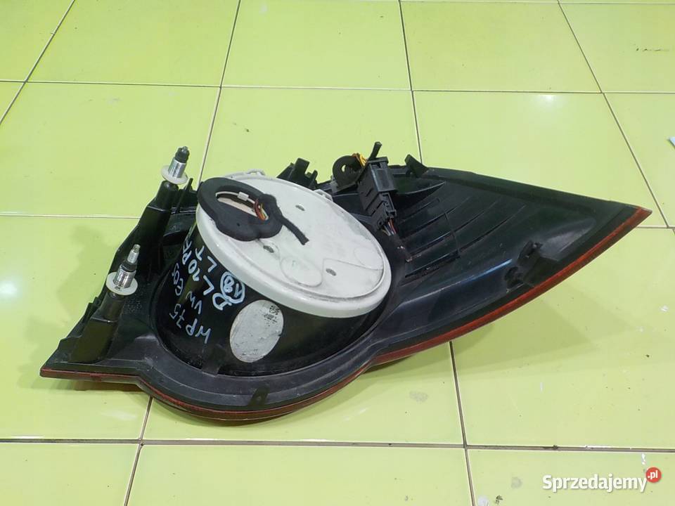 VW EOS 14 TSI 10r 2D lampa lewa tyl osobowe mazowieckie Suków