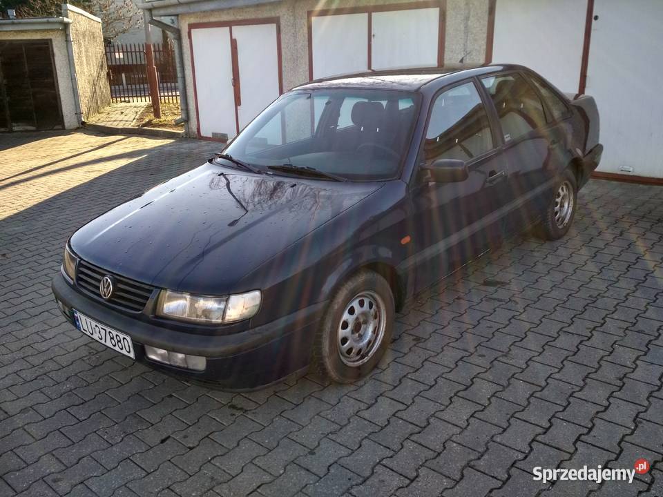 Volkswagen Passat B4 19td sedan sprawny