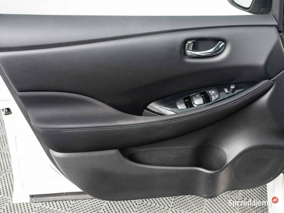 Nissan Leaf PY7368740kWh NConnecta Podgrzf Pępowo