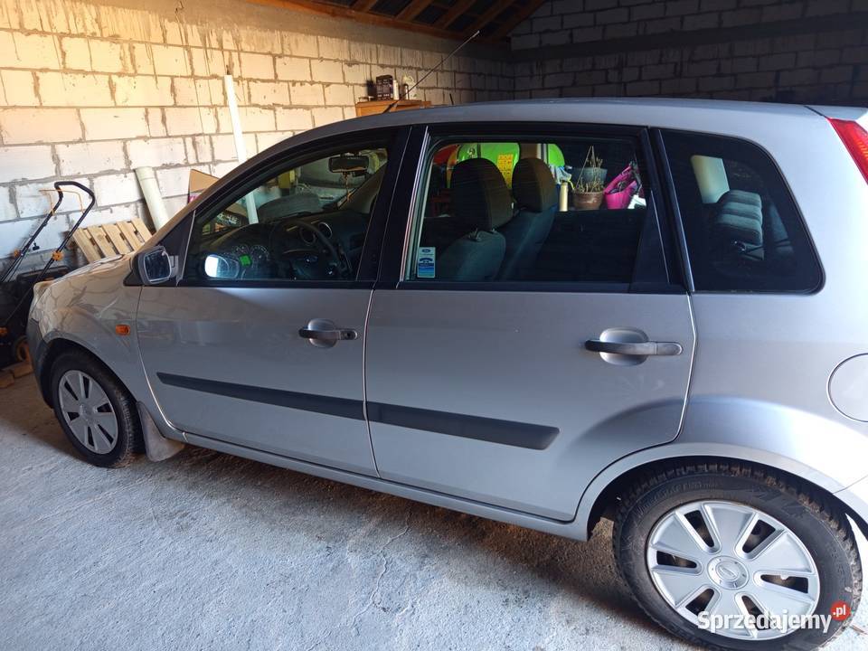 Sprzedam Ford Fiesta benzyna Maszki k. Wojciechowa