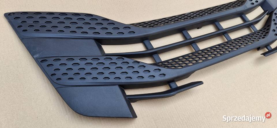 IVECO SWAY S WAY GRILL ATRAPA CHŁODNICY KRATKA Bieleń