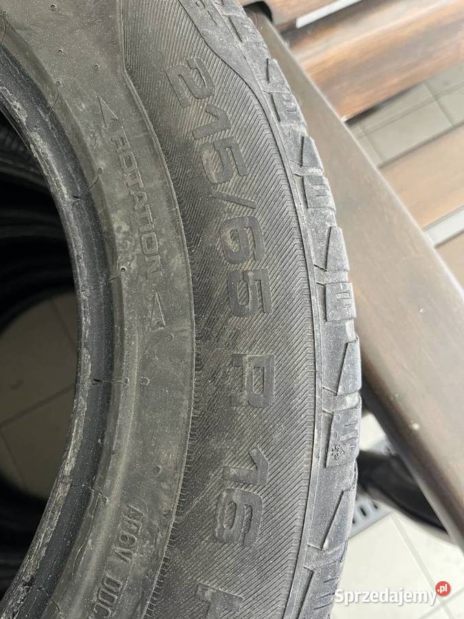 Opony zimowe 21565R16