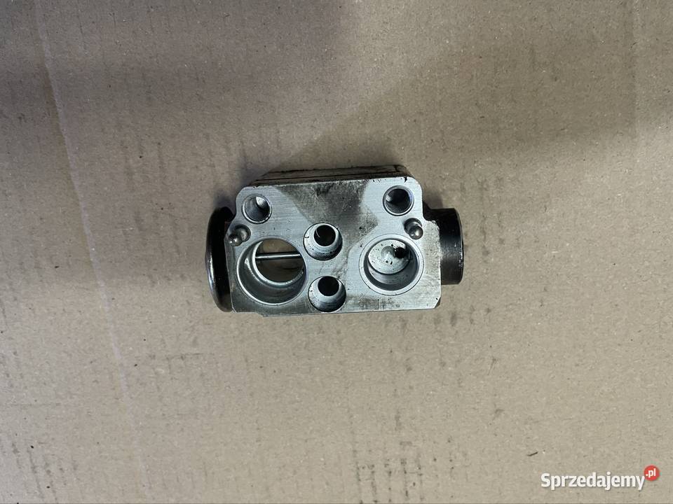9182512 zawór rozprężny klimatyzacji Bmw 3 e90 Rok produkcji 2009 Szczecin