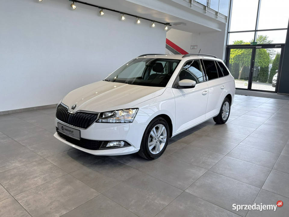 koda Fabia Combi Ambition 10TSI 95 M5 2022 r biały Myślenice