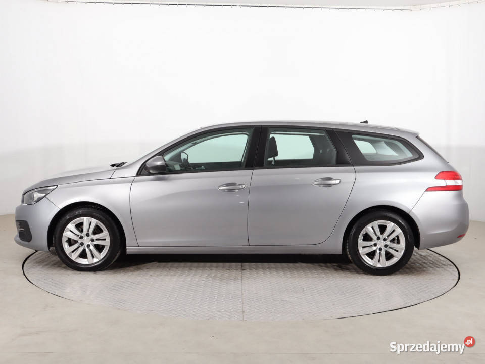 Peugeot 308 15 BlueHDi Rok produkcji 2019 Łódź
