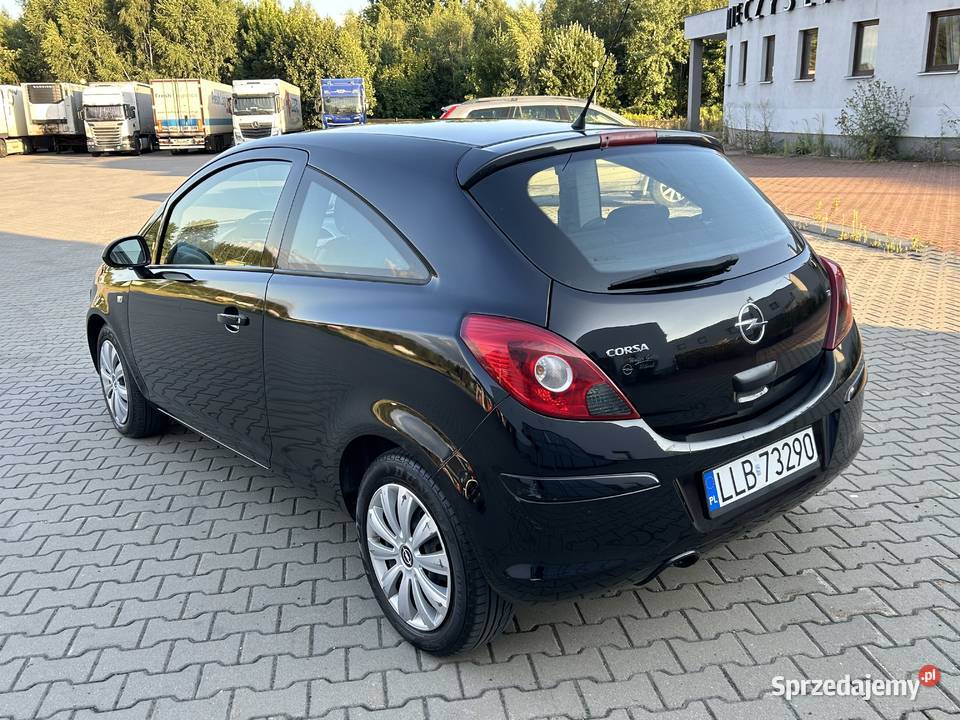 Opel Corsa D 12