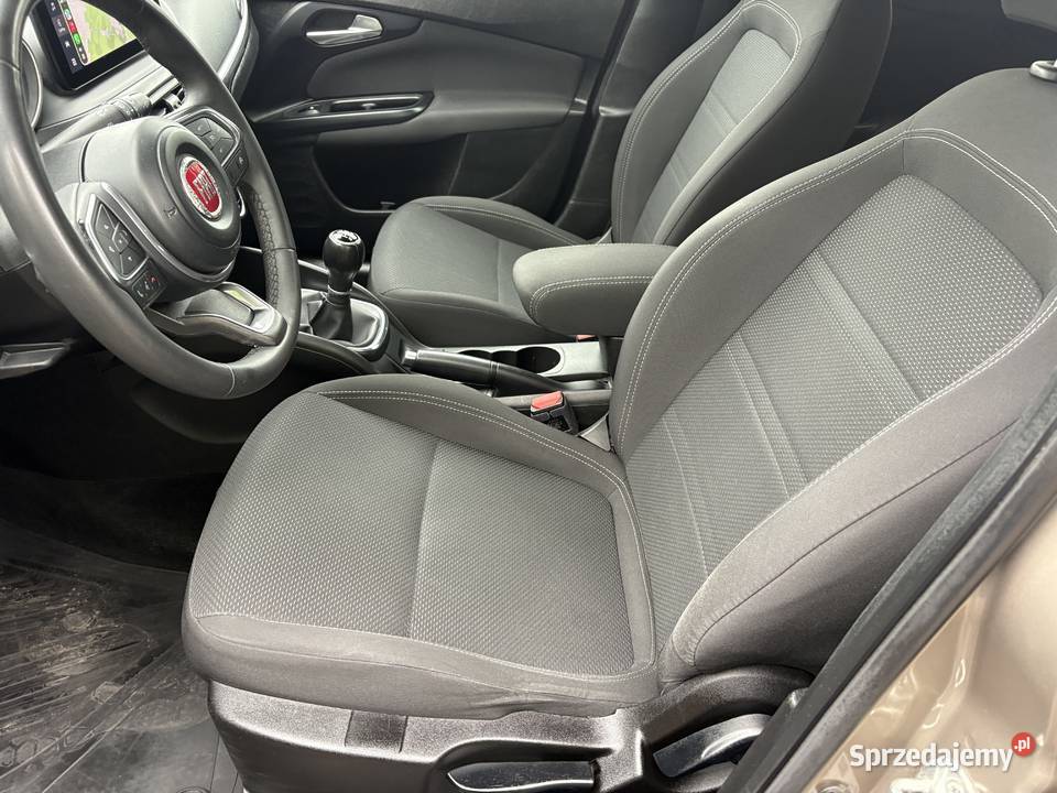 Salon BezwypKlimatronik kameraI właścicel ESP Motoryzacja Libiąż
