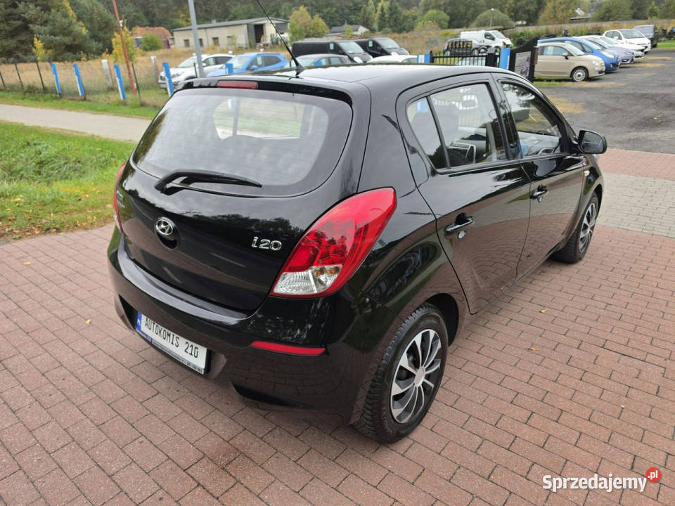 Hyundai i20 Hyundai i20 12 benzynka niski