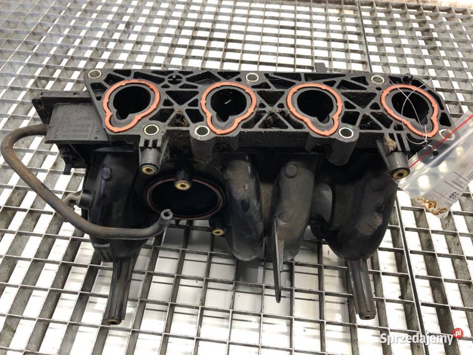 KOLEKTOR SSĄCY DACIA DOKKER 8200964639 16 83 sprzedam