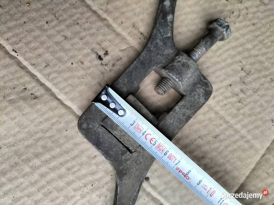 STARY UCHWYT NARZYNKI GWINTOWNIKA PRL Kamień-Kolonia sprzedam