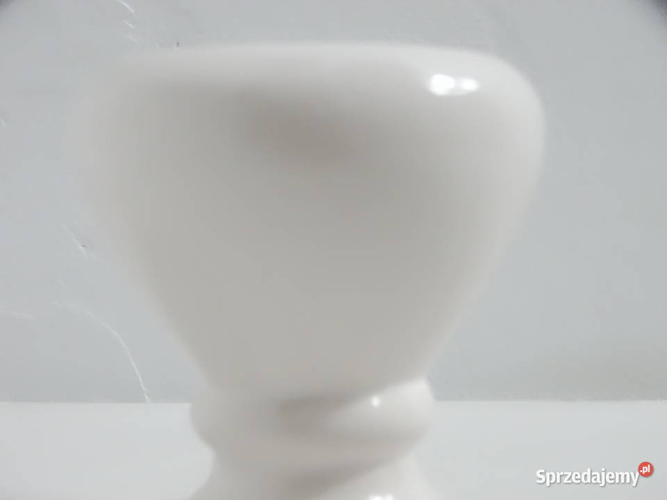Biała Ceramiczna Osłonka Kielich Styl Klasyczny Biłgoraj