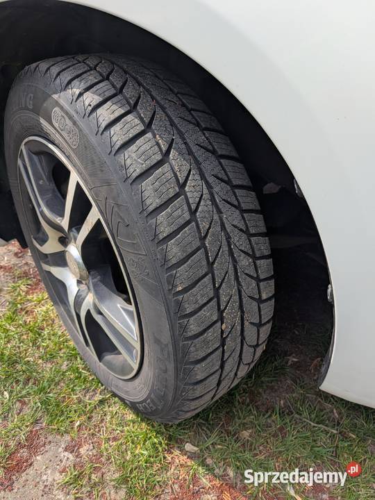 Sprzedam Suzuki Swift 12 2012 nieuszkodzony Nałęczów