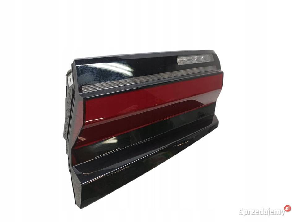 LAMPA TYŁ W KLAPĘ PRAWA SEDAN LIFT LCI FL EUROPA